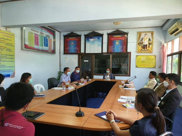 อำเภอบ้านหลวง ติดตามการดำเนินมาตรการป้องกันและควบคุมโรคโควิด19 ของโรงเรียนบ้านหลวง
